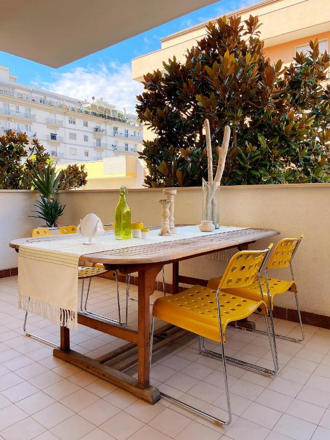 Apartamento Colourful Living Monopoli Exterior foto